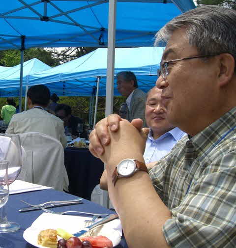 10 Prof. Ahn M.Y. und Herr Lee.JPG