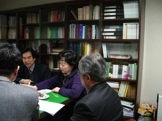 16 Bei der AYrbeit Ahn S.H, und Shin H.Y..JPG