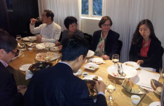 12  Beim italienischen Mittagessen 5.jpg