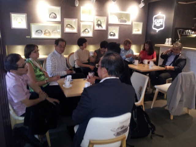 07 Im Museumscafe 3.jpg